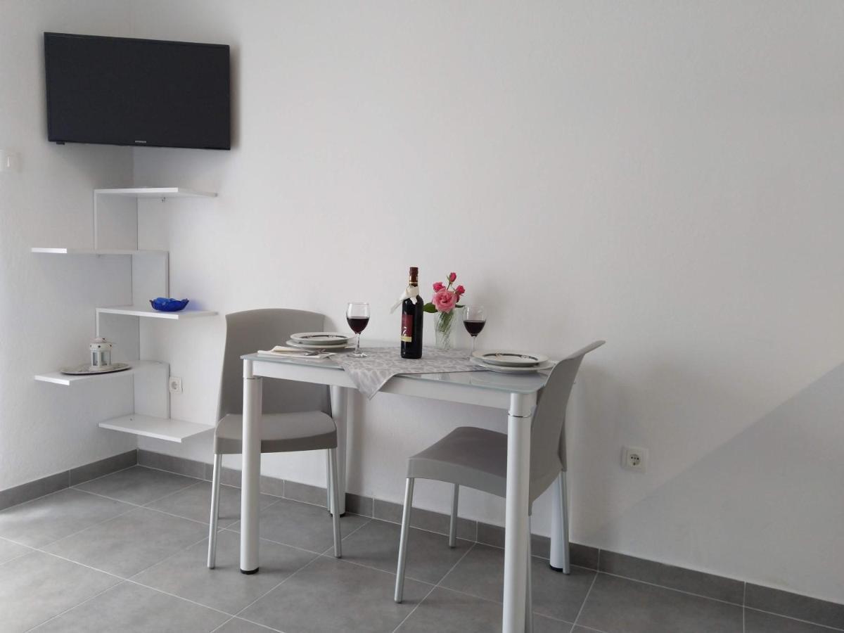 Apartmani Ines Drasnice Dış mekan fotoğraf